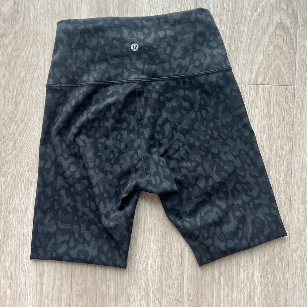 Lululemon Wunder Train leopard print 7/8th length